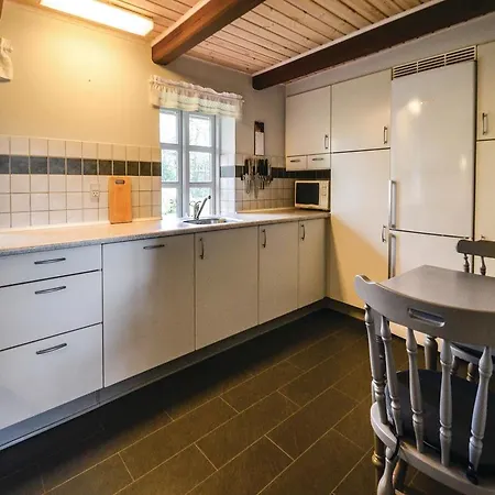 Four-bedroom Holiday In Holiday home Erslev
